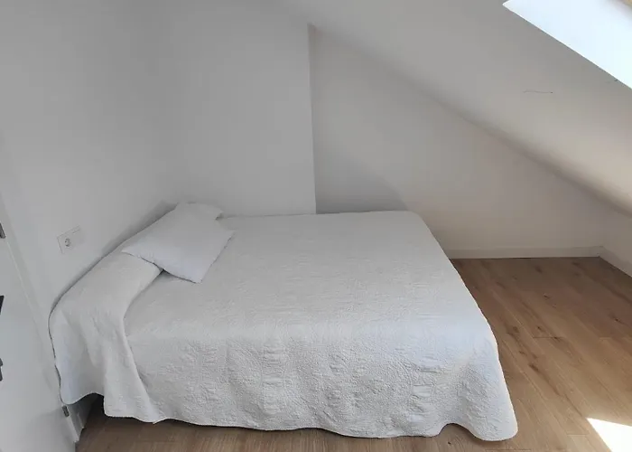 Con Wifi , Ps4 , Garaje, 5 Dormitorios, 3 Banos,